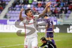 2. Bundesliga - FC Erzgebirge Aue - FC Ingolstadt 04 - Flanke zu Darío Lezcano (11, FCI) und Malcolm Cacutalua (Aue 21) macht Eigentor zum 0:3, Torwart Männel Martin (Aue 1) am Boden, Jubel