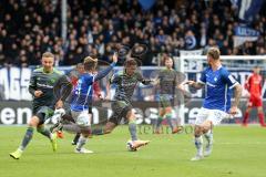 2. Bundesliga - SV Darmstadt 98 - FC Ingolstadt 04 - mitte Thorsten Röcher (29 FCI) Angriff, Höhn, Immanuel (Darmstadt 21) und Rieder, Tim (Darmstadt 40)