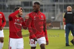 2. Bundesliga - SV Sandhausen - FC Ingolstadt 04 - Vor dem Spiel gute Laune Almog Cohen (8, FCI) Osayamen Osawe (14, FCI)