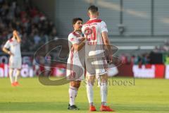 2. Bundesliga - Fußball - SV Wehen Wiesbaden - FC Ingolstadt 04 - Almog Cohen (8, FCI) Auswechslung übergibt Kapitänsbinde an Stefan Kutschke (20, FCI)