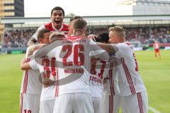 2. Bundesliga - Fußball - SV Wehen Wiesbaden - FC Ingolstadt 04 - Darío Lezcano (11, FCI), Elfmeter, Schuß, Tor 0:2, Jubel mit Paulo Otavio (6, FCI) Phil Neumann (26, FCI) Sonny Kittel (10, FCI) Thomas Pledl (30, FCI)