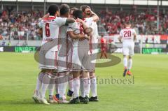 2. Bundesliga - Fußball - Der 0:1 Führungstreffer durch Darío Lezcano (11, FCI)  - jubel - Phil Neumann (26, FCI)  - Stefan Kutschke (20, FCI)  - Almog Cohen (8, FCI)  - SV Wehen Wiesbaden - FC Ingolstadt 04 -