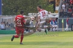 2. Bundesliga - Fußball - SV Wehen Wiesbaden - FC Ingolstadt 04 - Marcel Gaus (19, FCI) gegen links Patrick Schönfeld (21 SVW)