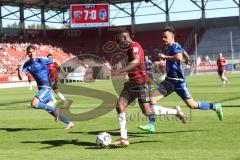 2. Bundesliga - Fußball - FC Ingolstadt 04 - Saisoneröffnung - Testspiel gegen Bayerische Regionalauswahl BFV, Sturm zum Tor mitte Osayamen Osawe (14, FCI)