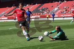 2. Bundesliga - Fußball - FC Ingolstadt 04 - Saisoneröffnung - Testspiel gegen Bayerische Regionalauswahl BFV, Stefan Kutschke (20, FCI) scheitert an Torwart