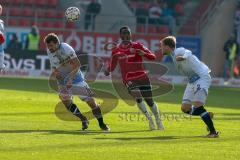 2. BL - Saison 2018/2019 - FC Ingolstadt 04 - DSC Arminia Bielefeld - Osayamen Osawe (#14 FCI) - Julian Börner (#13 Bielefeld) - Foto: Meyer Jürgen