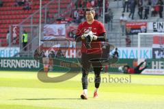 2. Bundesliga - Fußball - FC Ingolstadt 04 - SV Sandhausen - Warmup Torwart Philipp Tschauner (41, FCI)