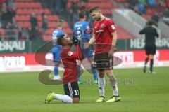 2. Bundesliga - FC Ingolstadt 04 - 1. FC Heidenheim - Tor Jubel Darío Lezcano (11, FCI) 1:0, betet und Robert Leipertz (13, FCI) bedankt sich