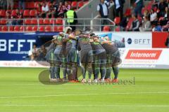 2. BL - Saison 2018/2019 - FC Ingolstadt 04 - FC St. Pauli - Die Mannschaft bildet einen Kreis vor dem Spiel - Foto: Meyer Jürgen