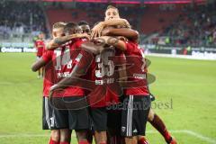 2. Bundesliga - Fußball - FC Ingolstadt 04 - FC Erzgebirge Aue - Tor 3:1 durch Charlison Benschop (35 FCI) Jubel mit Osayamen Osawe (14, FCI) Konstantin Kerschbaumer (7, FCI) Tobias Schröck (21, FCI) Sonny Kittel (10, FCI)