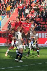 2. Bundesliga - FC Ingolstadt 04 - DSC Arminia Bielefeld - Ecke Kopfball Benedikt Gimber (5, FCI) Darío Lezcano (11, FCI) Andreas Voglsammer (21 Bielefeld)