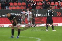 2. Bundesliga - FC Ingolstadt 04 - MSV Duisburg - Tor Ausgleich 1:1, Marvin Matip (34, FCI) Jubel Stefan Kutschke (20, FCI) und Frederic Ananou (2, FCI) laufen ihm nach