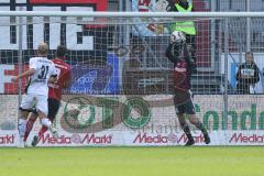 2. BL - Saison 2018/2019 - FC Ingolstadt 04 - SC Paderborn 07 - Marco Knaller Torwart (#16 FCI) hält den ball sicher - Foto: Meyer Jürgen