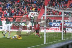 2. BL - Saison 2018/2019 - FC Ingolstadt 04 - Holstein Kiel - Der 1:0 Treffer durch Dario Lezcano (#11 FCI) - jubel - Dominik Reimann Torwart (#35 Kiel) - Foto: Meyer Jürgen