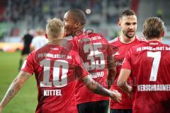 2. Bundesliga - Fußball - FC Ingolstadt 04 - FC Erzgebirge Aue - Tor 3:1 durch Charlison Benschop (35 FCI) Jubel Sonny Kittel (10, FCI) Konstantin Kerschbaumer (7, FCI) Benedikt Gimber (5, FCI)