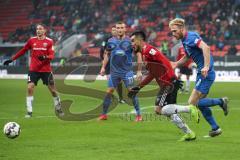 2. Bundesliga - FC Ingolstadt 04 - 1. FC Heidenheim - Darío Lezcano (11, FCI) Sebastian Griesbeck (HDH 18) hinterher