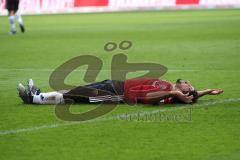 2. Bundesliga - FC Ingolstadt 04 - DSC Arminia Bielefeld - Almog Cohen (8, FCI) nach Foul am Boden und schreit