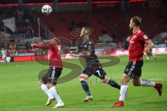 2. Bundesliga - FC Ingolstadt 04 - 1. FC Union Berlin - Kampf um den Ball Thomas Pledl (30, FCI) Marcel Hartel (Union 7) und Benedikt Gimber (5, FCI)