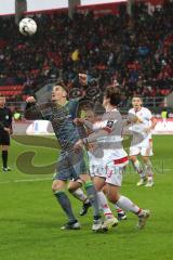 2. Bundesliga - FC Ingolstadt 04 - SSV Jahn Regensburg - Kopfball Duell Stefan Kutschke (20, FCI) A. Fein (29 Jahn)