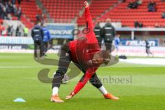 2. BL - Saison 2018/2019 - FC Ingolstadt 04 - Darmstadt 98 - Thomas Pledl (#30 FCI) beim warm machen - Foto: Meyer Jürgen