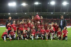 2. Bundesliga - FC Ingolstadt 04 - 1. FC Union Berlin - Schanzer Fussballkinder Kids Einlaufkinder, Maskottchen Schanzi Regen