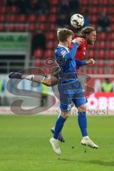 2. Bundesliga - Fußball - FC Ingolstadt 04 - 1. FC Magdeburg - Björn Paulsen (4, FCI) Marius Bülter (26 Magdeburg) Kopfballduell