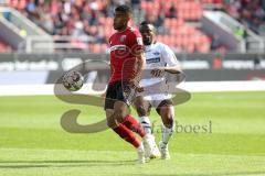 2. Bundesliga - FC Ingolstadt 04 - SC Paderborn 07 - Paulo Otavio (6, FCI) Sascha Heil (Paderborn 3)