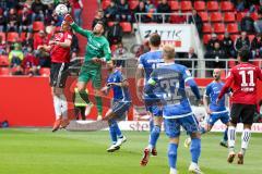 2. BL - Saison 2018/2019 - FC Ingolstadt 04 - Darmstadt 98 - Stefan Kutschke (#20 FCI) beim Kopfball - Torwart Heuer Fernandes, Daniel (Darmstadt 1)  - Foto: Meyer Jürgen