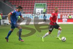 2. Bundesliga - FC Ingolstadt 04 - 1. FC Heidenheim - rechts Sonny Kittel (10, FCI) und Denis Thomalla (HDH 11)