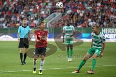 2. Bundesliga, 2. Spieltag, Fußball, FC Ingolstadt 04 - SpVgg Greuther Fürth, Konstantin Kerschbaumer (7, FCI) Richárd Magyar (5 Fürth)