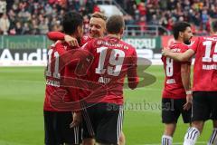 2. Bundesliga - FC Ingolstadt 04 - SV Darmstadt 98 - Darío Lezcano (11, FCI) köpft zum Tor 2:0 Jubel mit Sonny Kittel (10, FCI) Marcel Gaus (19, FCI)
