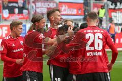 2. BL - Saison 2018/2019 - FC Ingolstadt 04 - Darmstadt 98 - Paulo Otavio (#6 FCI) bereitet das Tor vor zum 3:0 Führungstreffer durch Stefan Kutschke (#20 FCI) - jubel  - Foto: Meyer Jürgen