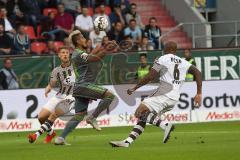 2. Bundesliga - Fußball - FC Ingolstadt 04 - FC St. Pauli - Darío Lezcano (11, FCI) Avevor, Christopher (6 Pauli) Buballa, Daniel (15 Pauli)