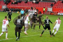 2. BL - Saison 2018/2019 - FC Ingolstadt 04 - MSV Duisburg - Osayamen Osawe (#14 FCI) - Stefan Kutschke (#20 FCI) - beim Kopfball - Foto: Meyer Jürgen