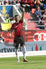 2. Bundesliga - Fußball - FC Ingolstadt 04 - SV Sandhausen - Mergim Mavraj (15, FCI) fordert Ball