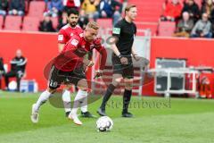 2. BL - Saison 2018/2019 - FC Ingolstadt 04 - Darmstadt 98 - Sonny Kittel (#10 FCI) schiesst einen Freistoss und trifft zum 1:0 Führungstreffer jubel - Foto: Meyer Jürgen