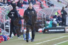 2. Bundesliga - FC Ingolstadt 04 - VfL Bochum - Cheftrainer Jens Keller (FCI) angestrengt