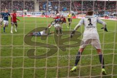 Regionalliga Bayern - Saison 2018/2019 - FC Ingolstadt 04 II - Hamburger SV - Dario Lezcano (#11 FCI) - Pollersbeck Julian (#1 Hamburg) - Foto: Meyer Jürgen