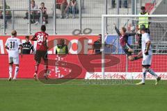 2. BL - Saison 2018/2019 - FC Ingolstadt 04 - SC Paderborn 07 - Der 0:2 Führungstreffer durch Paderborn - Marco Knaller Torwart (#16 FCI) - Marvin Matip (#34 FCI) - Foto: Meyer Jürgen