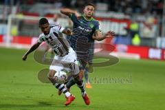 2. Bundesliga - Fußball - FC Ingolstadt 04 - FC St. Pauli - Dudziak, Jeremy (8 Pauli) Thorsten Röcher (29 FCI)