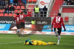 2. Bundesliga - FC Ingolstadt 04 - DSC Arminia Bielefeld - Tor Jubel 1:0 für FCI durch Almog Cohen (8, FCI) mit Stefan Kutschke (20, FCI), #bc25#am Boden, Osayamen Osawe (14, FCI)