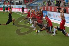 2. BL - Saison 2018/2019 - FC Ingolstadt 04 - Die Spieler beim warm machen vor dem Spiel - Foto: Meyer Jürgen