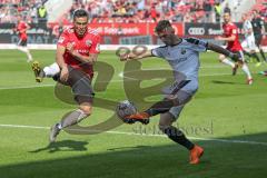 2. Bundesliga - Fußball - FC Ingolstadt 04 - SV Sandhausen - Darío Lezcano (11, FCI) Leart Paqarada (19 SV)