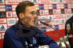 2. Bundesliga - FC Ingolstadt 04 - Hamburger SV - Pressekonferenz nach dem Spiel, Cheftrainer Hannes Wolf (HSV)