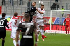 2. BL - Saison 2018/2019 - FC Ingolstadt 04 - MSV Duisburg - Benedikt Gimber (#5 FCI) beim Kopfball - Foto: Meyer Jürgen