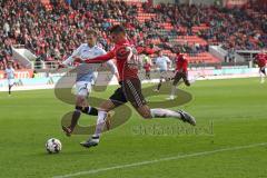 2. Bundesliga - FC Ingolstadt 04 - DSC Arminia Bielefeld - Stefan Kutschke (20, FCI) Schuß, Brian Behrendt (3 Bielefeld)