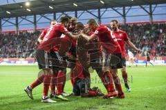 2. Bundesliga - Fußball - FC Ingolstadt 04 - FC Erzgebirge Aue - Tor 2:1 Jubel Darío Lezcano (11, FCI)Marvin Matip (34, FCI) Osayamen Osawe (14, FCI) Lucas Galvao (3 FCI) Tobias Schröck (21, FCI) Charlison Benschop (35 FCI)