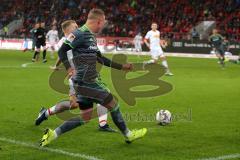 2. Bundesliga - FC Ingolstadt 04 - SSV Jahn Regensburg - Flanke Sonny Kittel (10, FCI)