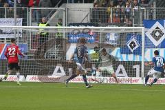 Regionalliga Bayern - Saison 2018/2019 - FC Ingolstadt 04 II - Hamburger SV - Der 0:2 Führungstreffer durch Hwang Hee Chan (#20 Hamburg) - Fabijan Buntic (#24 FCI) - Foto: Meyer Jürgen