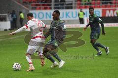 2. Bundesliga - FC Ingolstadt 04 - SSV Jahn Regensburg - Jann George (9 Jahn) Osayamen Osawe (14, FCI)